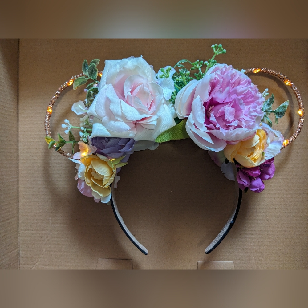 Glittery light up headband ears